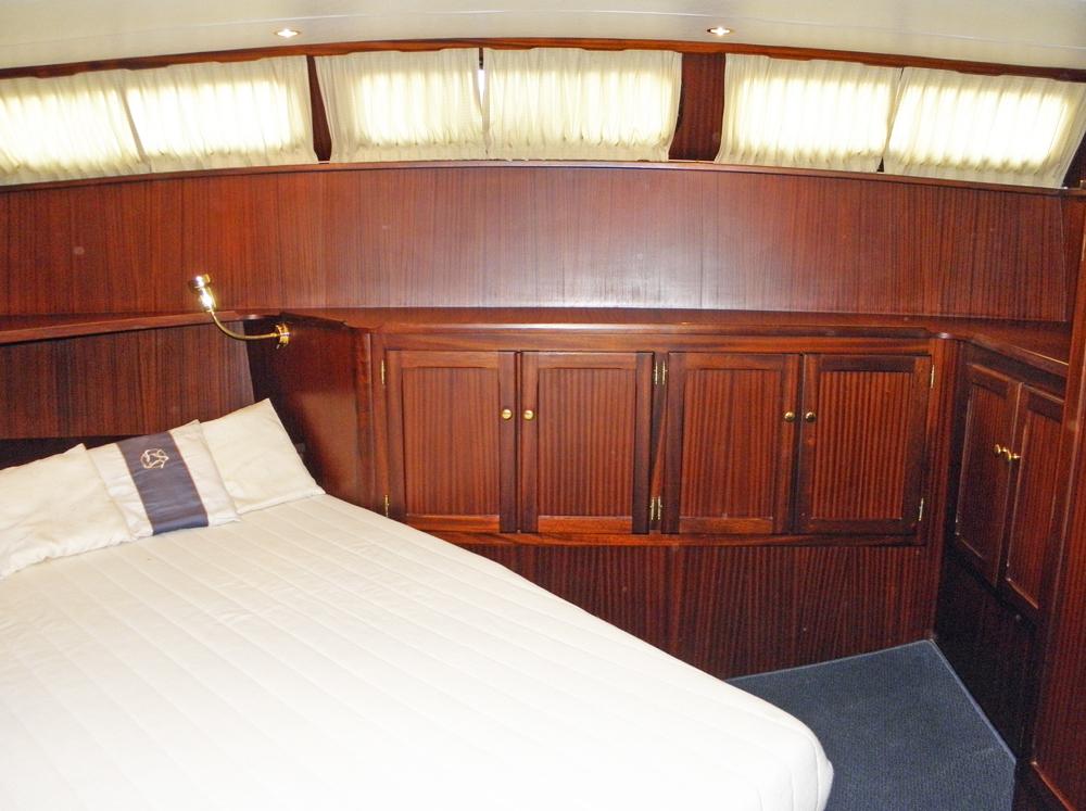 Aft cabin, Accommodation